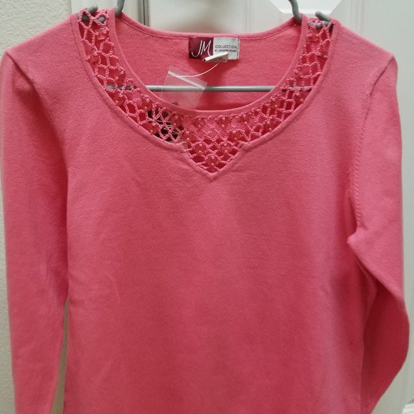 Woman's Petite All Season Sweater - Picture 1 of 1